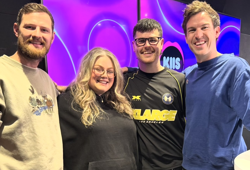 Adelaide Breakfast radio rivals join forces in World Cup truce