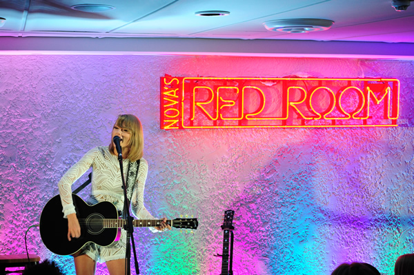 Taylor Swift Room!!!!!!